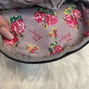 Betsey Johnson | Bags | Copy Betsey Johnson Adorable Puppy 